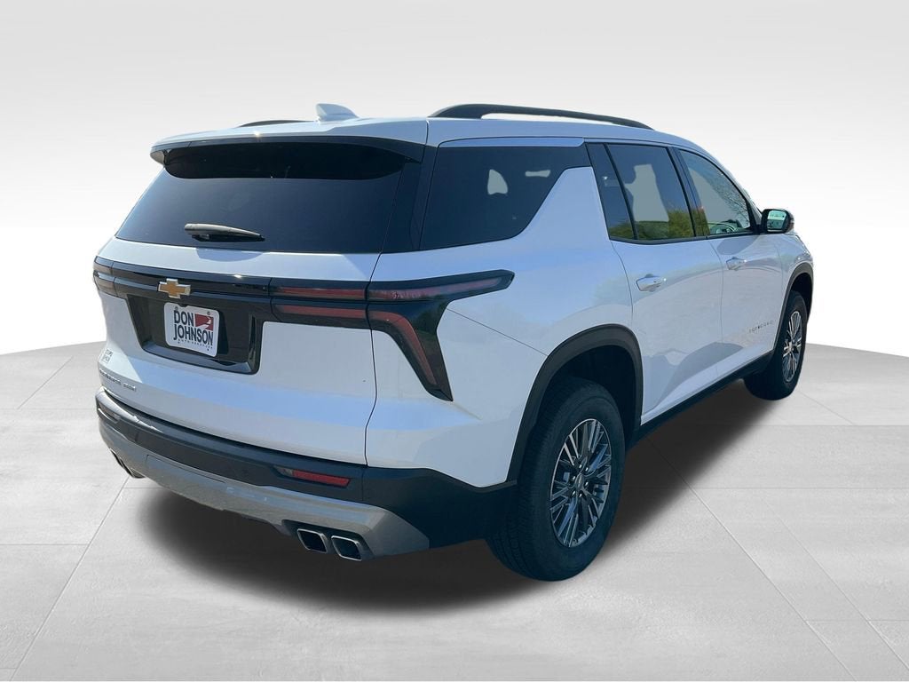 2025 Chevrolet Traverse LT