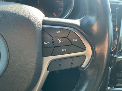 2020 Jeep Grand Cherokee Laredo