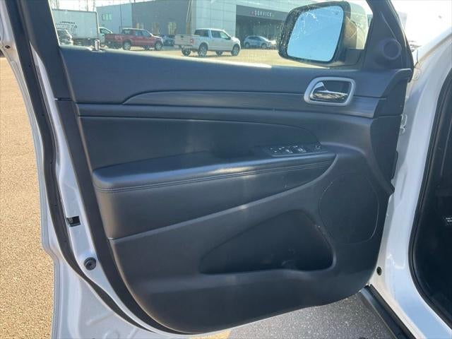 2020 Jeep Grand Cherokee Laredo