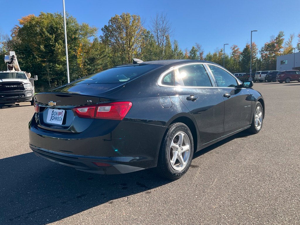 2016 Chevrolet Malibu LS 1LS