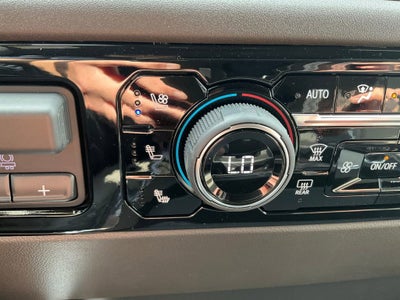 2025 Chevrolet Silverado 3500 HD LTZ