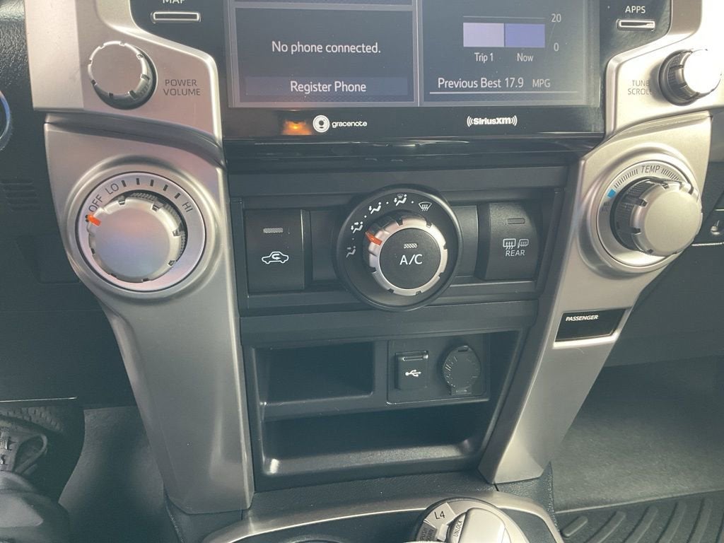 2022 Toyota 4Runner SR5