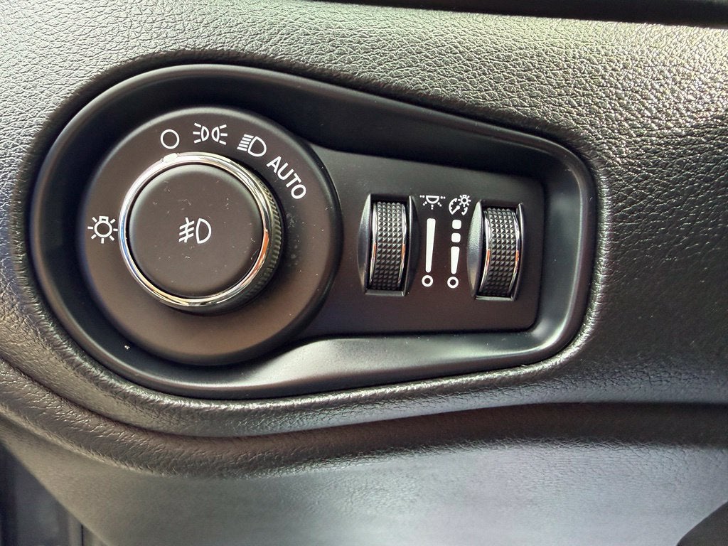 2023 Jeep Renegade Altitude 4x4