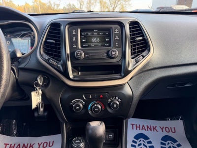 2016 Jeep Cherokee Sport