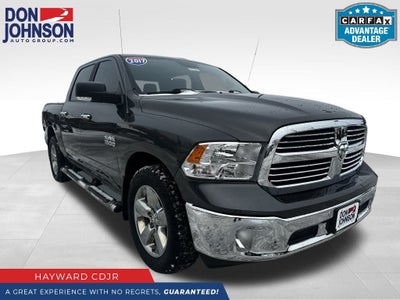 2017 RAM 1500 Big Horn Crew Cab 4x4 5'7' Box