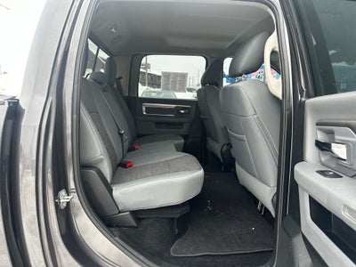 2017 RAM 1500 Big Horn Crew Cab 4x4 5'7' Box