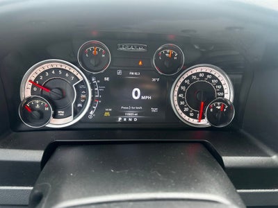 2017 RAM 1500 Big Horn Crew Cab 4x4 5'7' Box