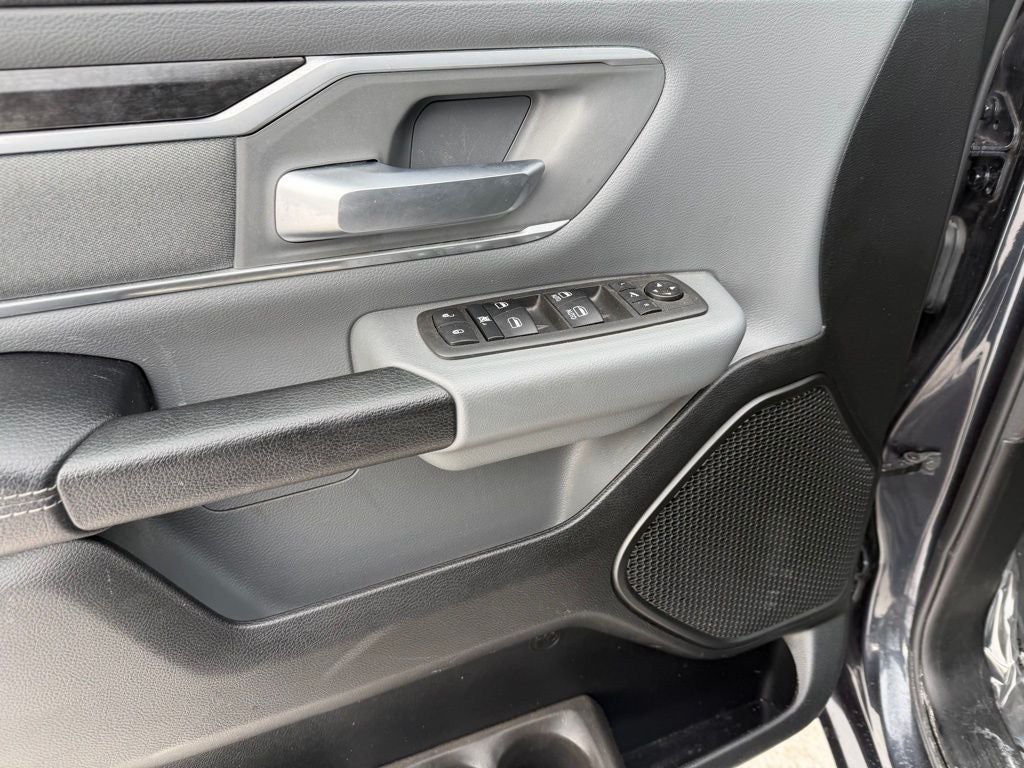 2021 RAM 1500 Big Horn Crew Cab 4x4 5'7' Box