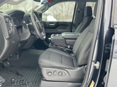 2023 Chevrolet Silverado 1500 4WD Crew Cab Short Bed Custom