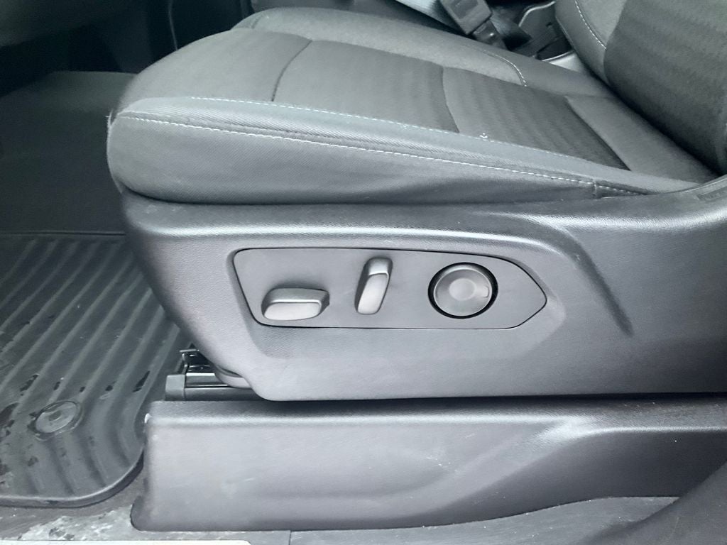 2025 Chevrolet Silverado 1500 4WD Crew Cab Standard Bed LT