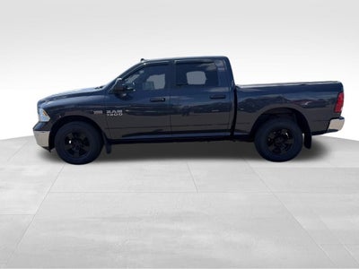 2018 RAM 1500 Big Horn Crew Cab 4x4 5'7' Box