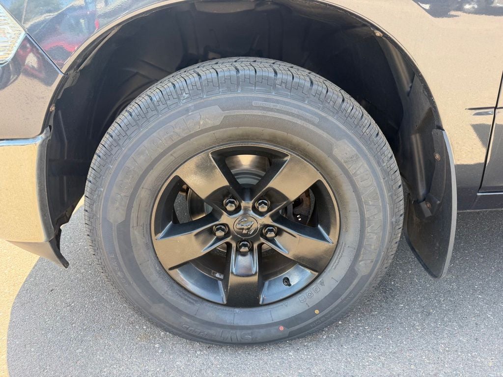 2018 RAM 1500 Big Horn Crew Cab 4x4 5'7' Box