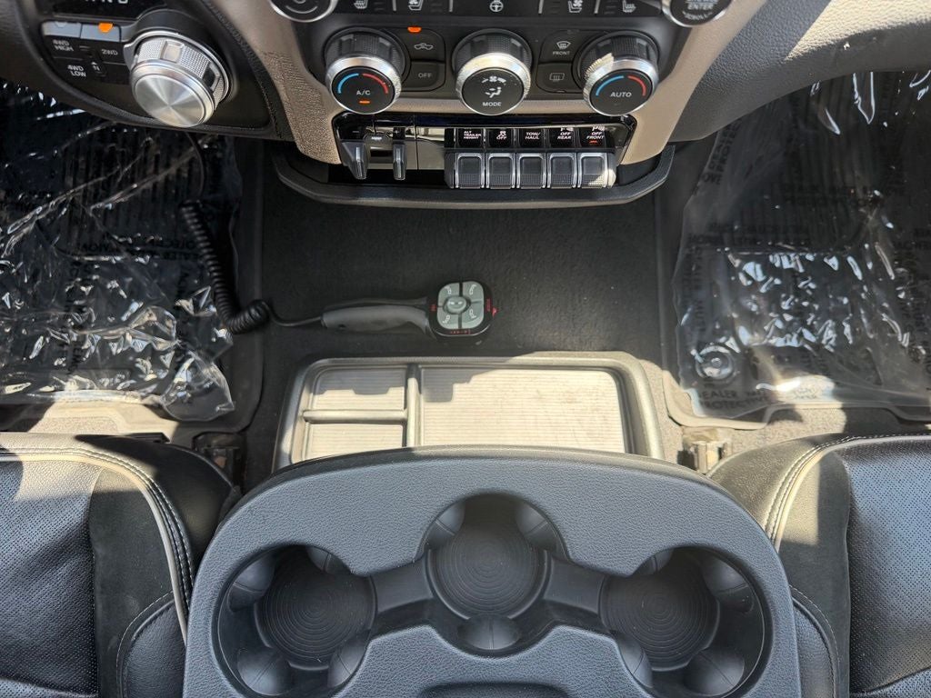 2021 RAM 2500 Laramie Crew Cab 4x4 6'4' Box