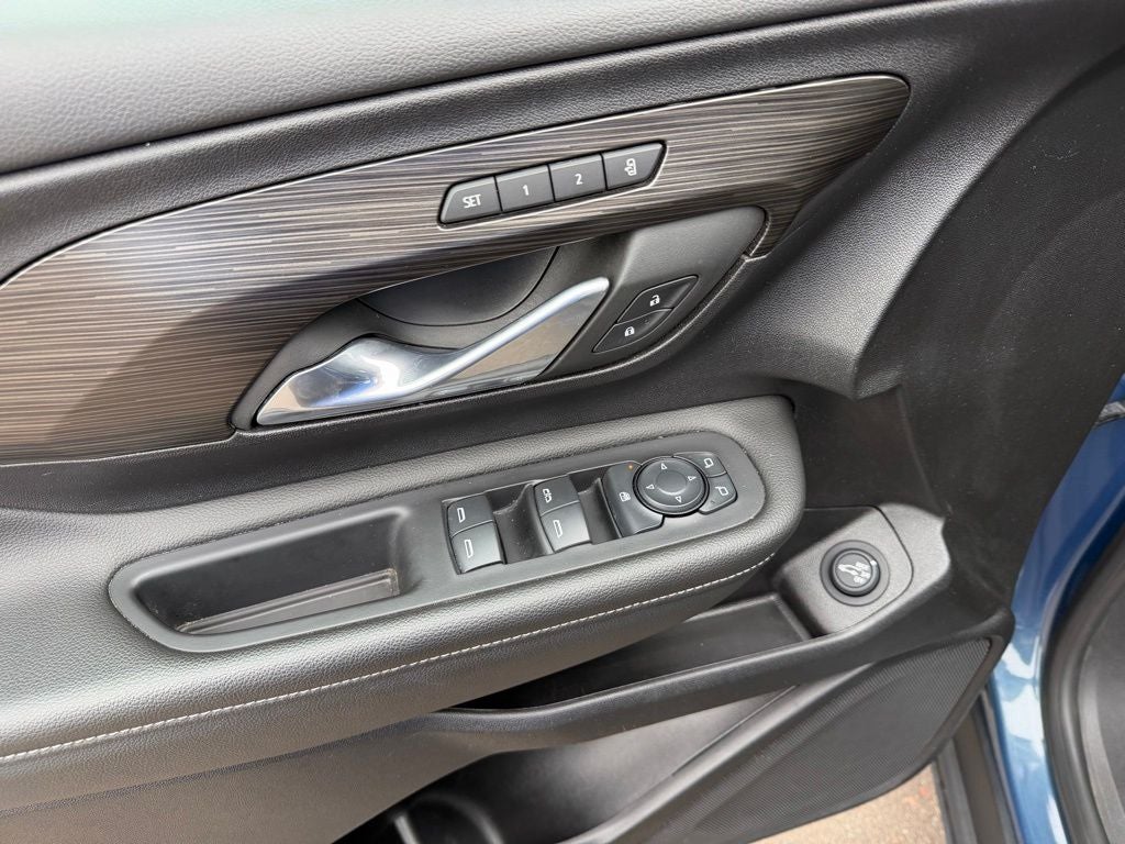 2024 GMC Terrain AWD SLT