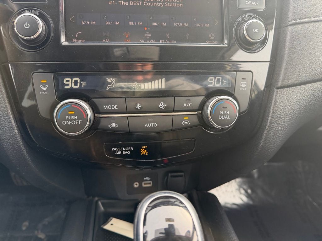 2019 Nissan Rogue SV