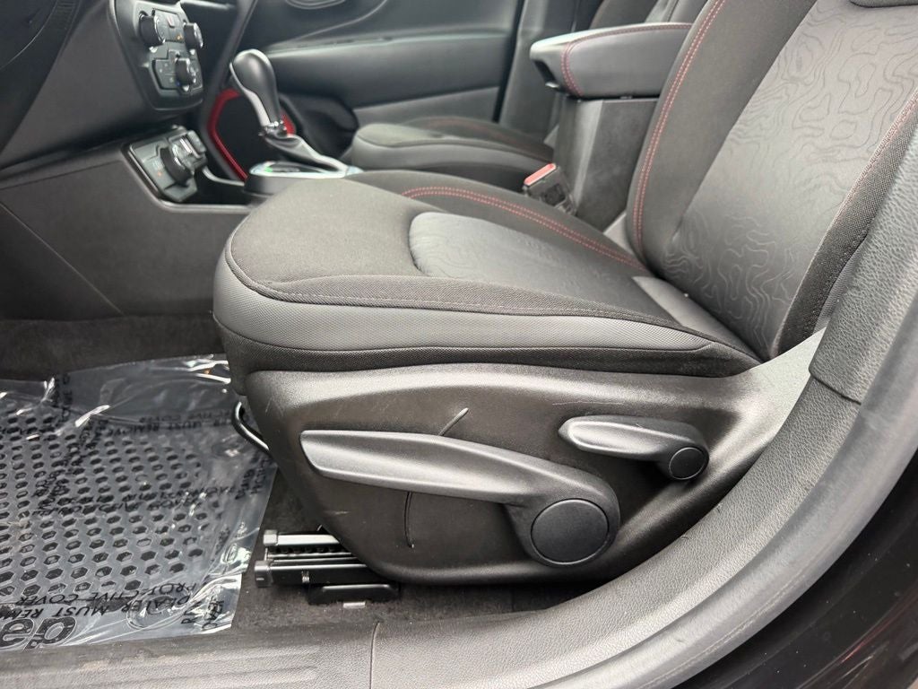2023 Jeep Renegade Trailhawk